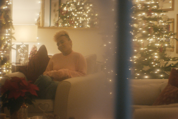 Emeli-Sande-Merry-Christmas-Darling